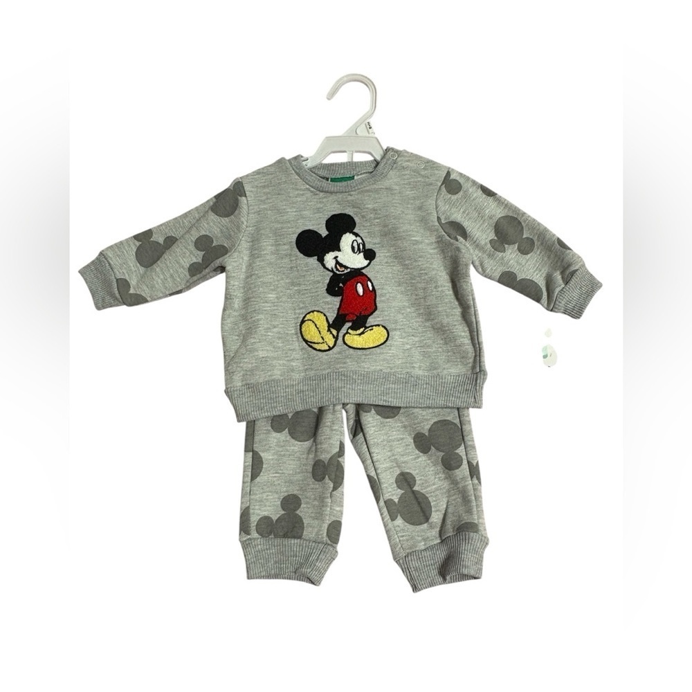 Disney Gray Mickey Mouse Set 0/3 months and A pillow sheet new